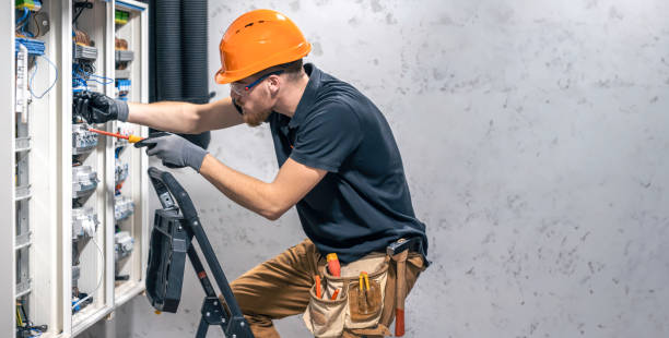 Best Electrician Near Me  in Fruitville, FL